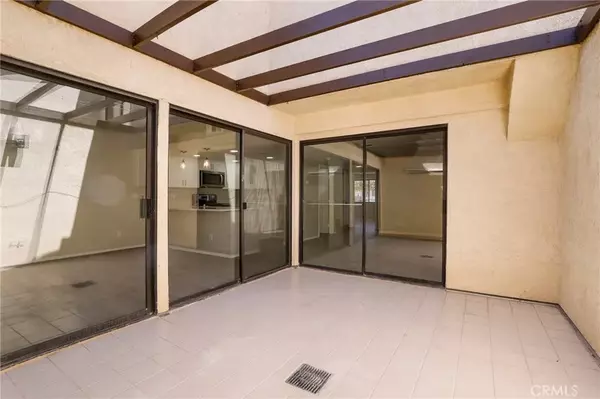 Lancaster, CA 93536,43334 W 32nd St Unit 12 West #12