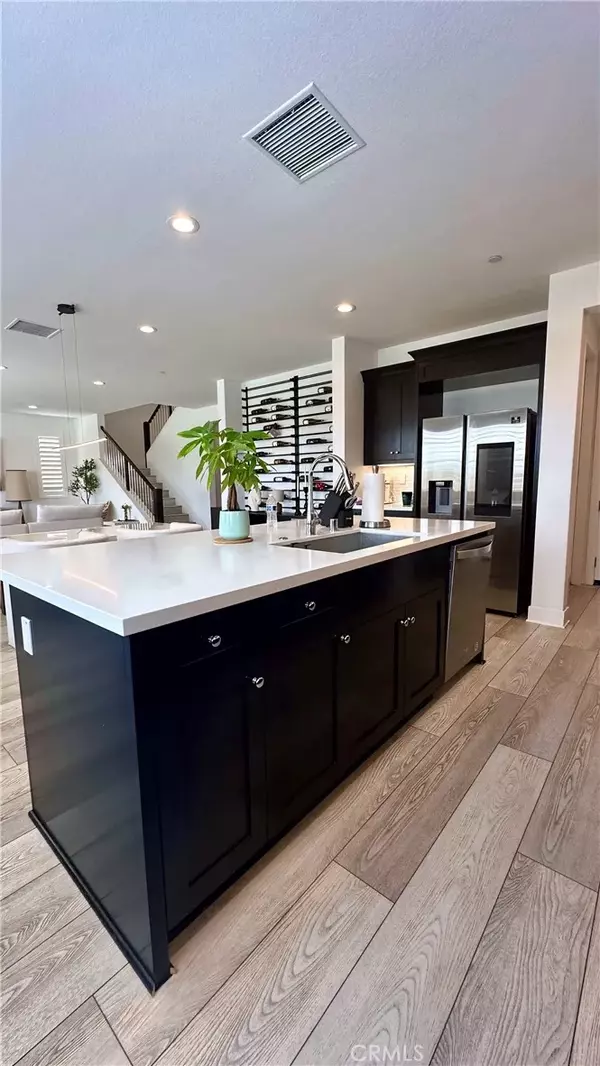 Canyon Country, CA 91350,19028 Sark Place