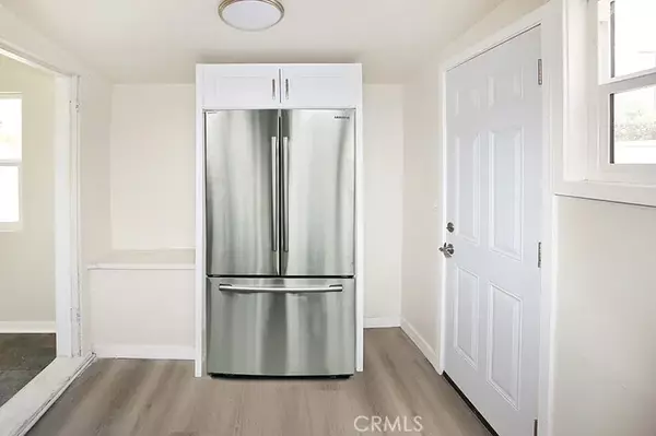 Sun Valley, CA 91352,10709 Sherman Place