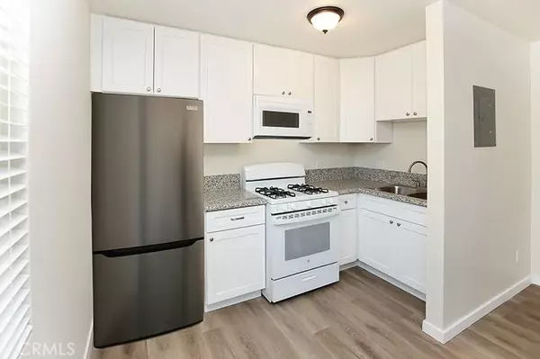 Sun Valley, CA 91352,10709 Sherman Place #10711