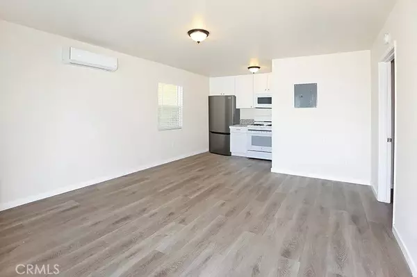 Sun Valley, CA 91352,10709 Sherman Place #10713