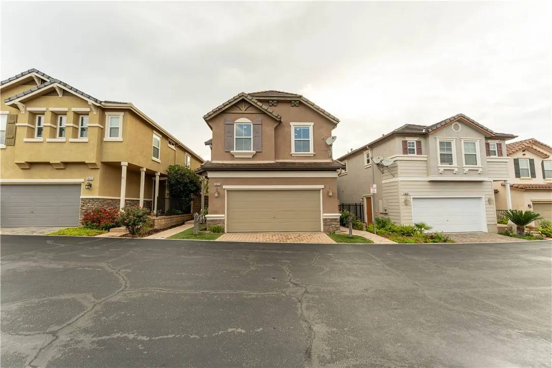 28225 Clementine Drive, Saugus, CA 91350