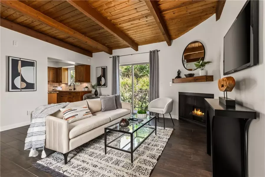 4230 Whitsett Avenue #6, Studio City, CA 91604