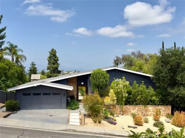 21815 Ambar Drive,  Woodland Hills,  CA 91364