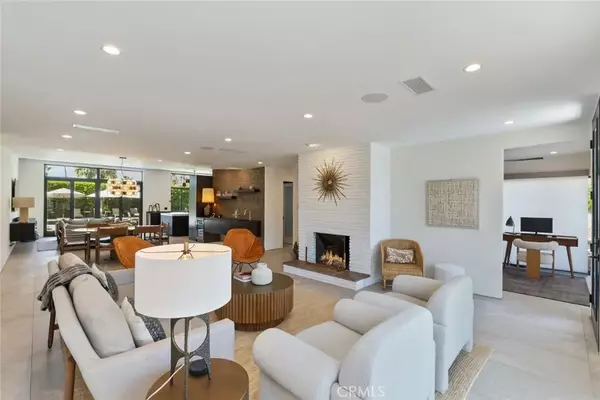 Palm Springs, CA 92264,675 E Mesquite Avenue