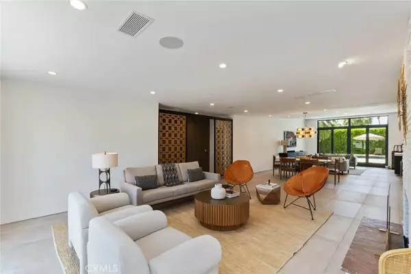 Palm Springs, CA 92264,675 E Mesquite Avenue