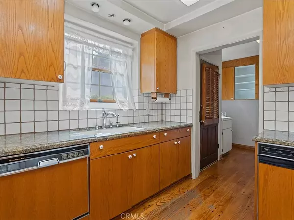 Toluca Lake, CA 91602,10348 Woodbridge Street