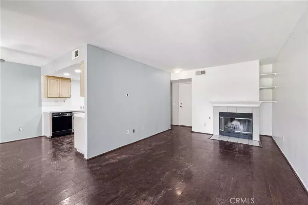 Lancaster, CA 93535,1832 E Avenue J2 #2