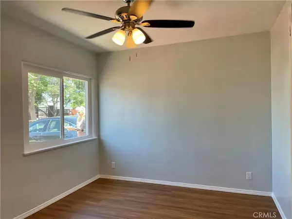 North Hollywood, CA 91601,5550 Riverton