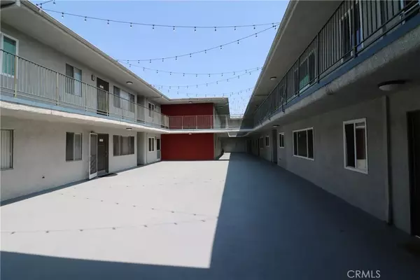 Burbank, CA 91506,525 S Shelton Street #102