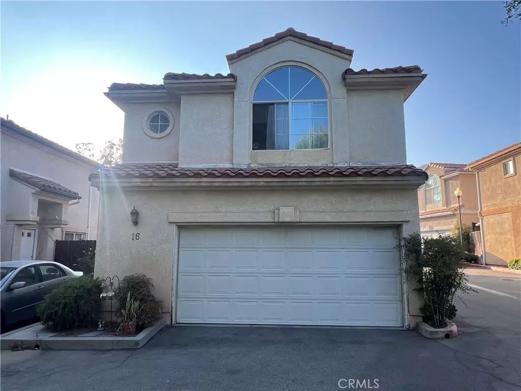 Rancho Cascades, CA 91342,13775 Glenoaks Boulevard #16
