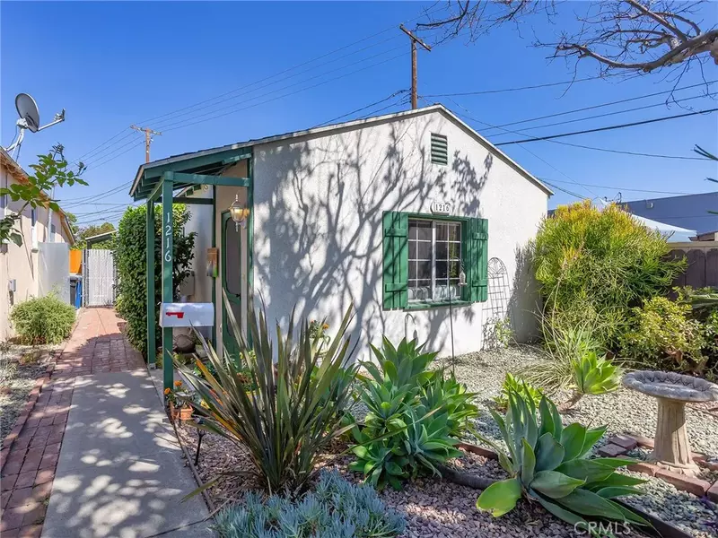 1216 N Lincoln Street, Burbank, CA 91506