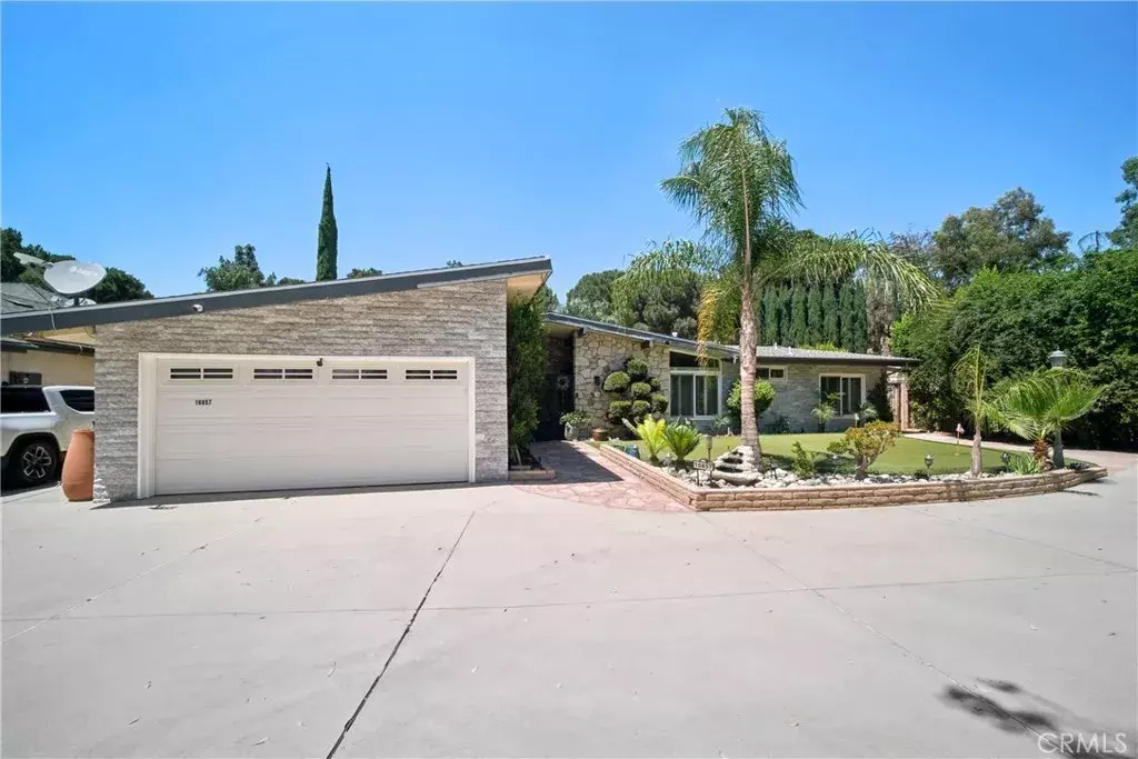 Granada Hills, CA 91344,16857 Colven Road