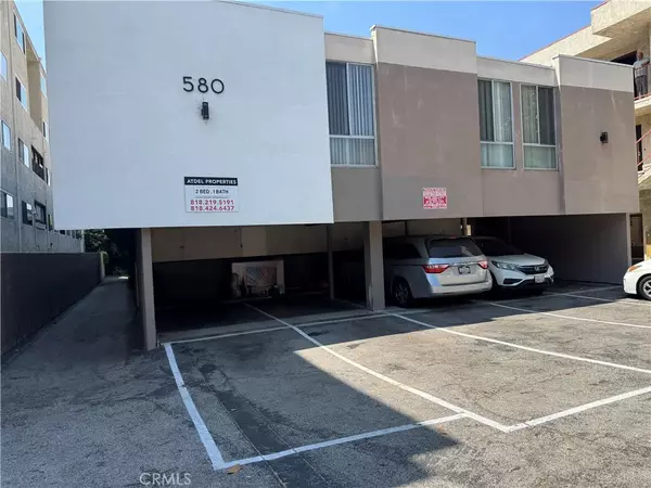 580 W Stocker Street #10, Glendale, CA 91202