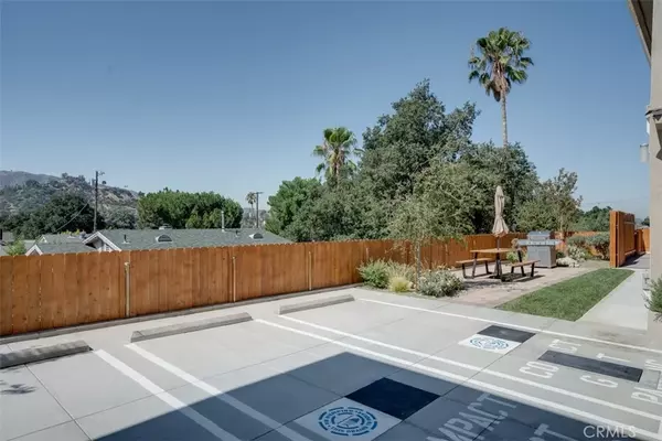 Tujunga, CA 91042,7030 Valmont Street #A