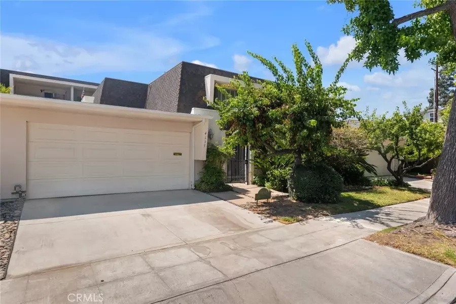 4157 W Sarah Street #19, Burbank, CA 91505