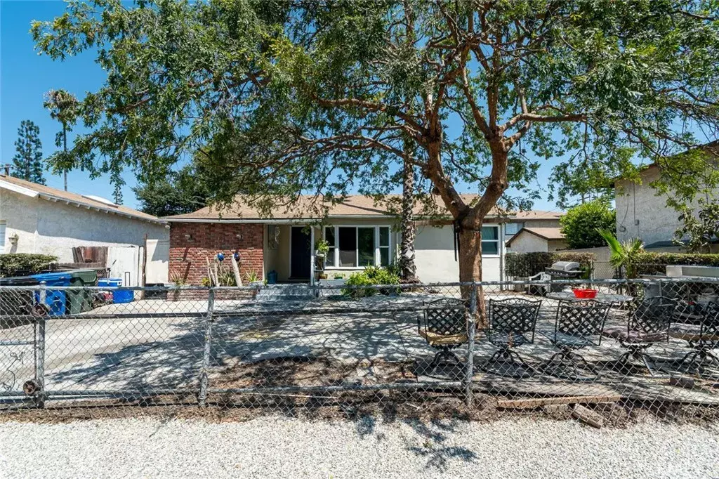 Monrovia, CA 91016,237 W Central Avenue