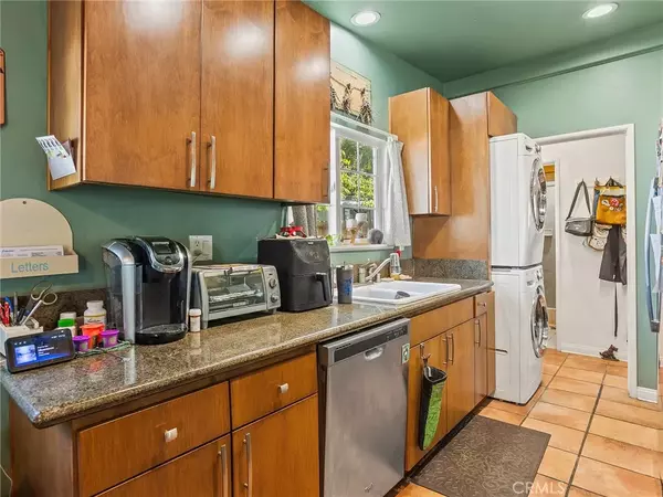 Pacoima, CA 91331,9547 Rincon Avenue