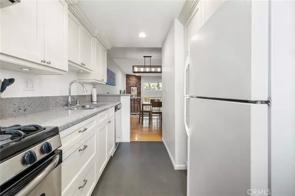 Van Nuys, CA 91405,13561 Valerio Street #A