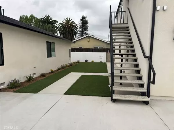 Mission Hills (san Fernando), CA 91345,15238 Kingsbury Street