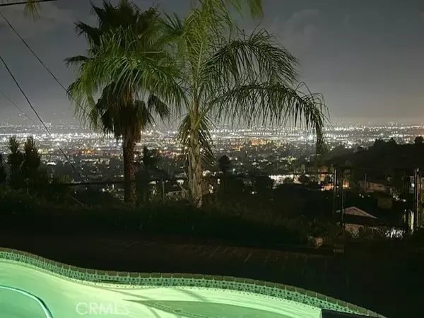 Burbank, CA 91504,3003 Mesa Verde Drive