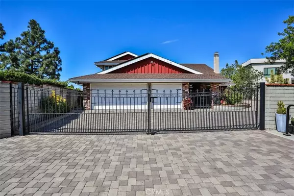 Burbank, CA 91504,3003 Mesa Verde Drive