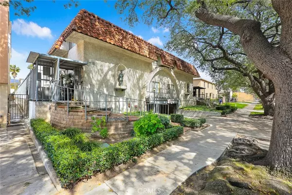 Glendale, CA 91204,333 Riverdale Drive #8