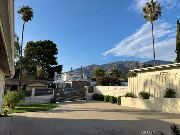 Sylmar, CA 91342,13424 Dyer