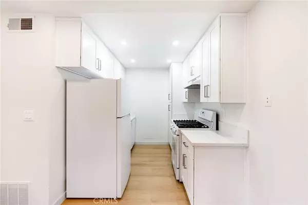 Glendale, CA 91204,333 Riverdale Drive #1A