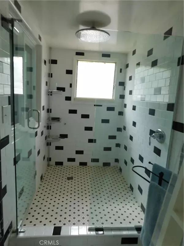 Green Valley, CA 91390,40116 Calle Plana