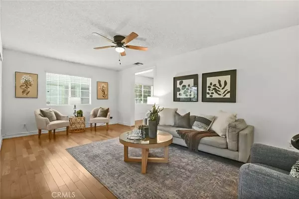 Los Angeles, CA 90029,1132 Manzanita