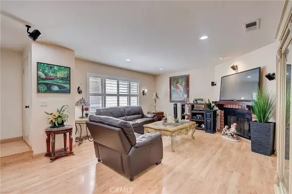 Glendale, CA 91203,655 Alexander Street #3