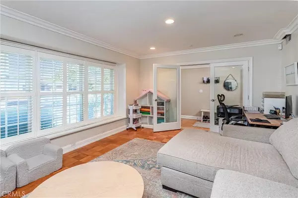 West Hills, CA 91307,6840 Shoup Avenue