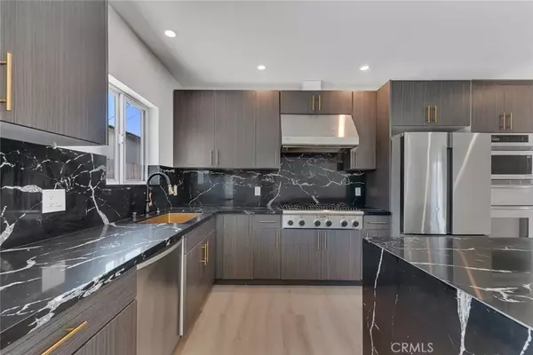 North Hollywood, CA 91605,8127 Radford Avenue