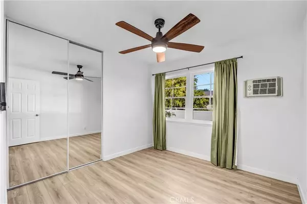 West Hills, CA 91307,7536 Shoup