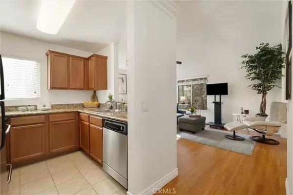 Burbank, CA 91505,355 N Maple Street #243