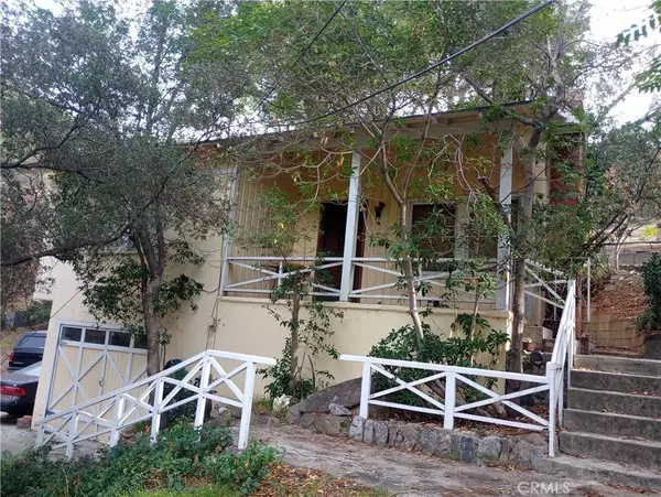 7916 Glenties Lane, Sunland, CA 91040