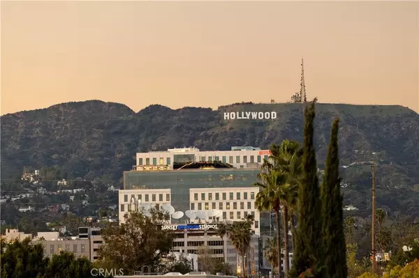 Los Angeles, CA 90038,922 N Ridgewood Pl