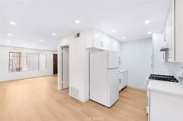 Glendale, CA 91204,333 Riverdale Drive #1A