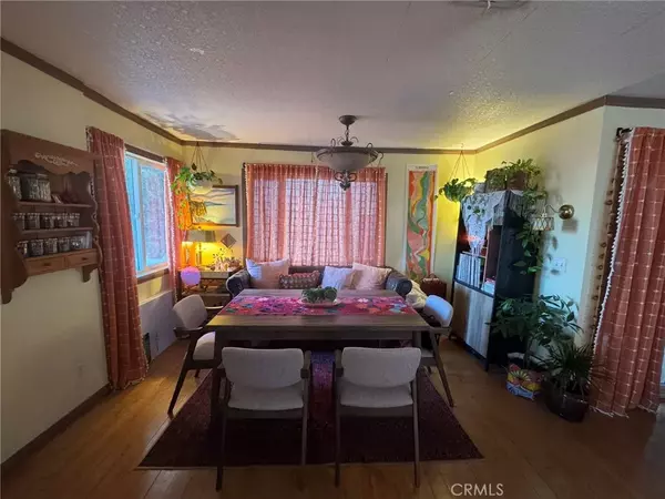 Burbank, CA 91505,428 N Hollywood Way #202