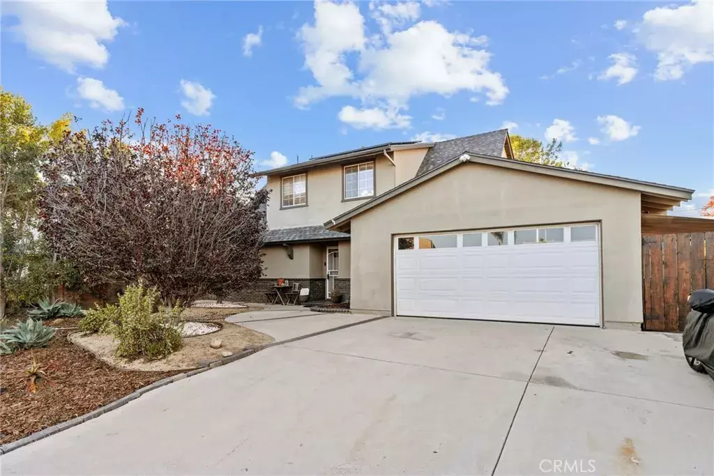 Simi Valley, CA 93065,1369 Friant Avenue