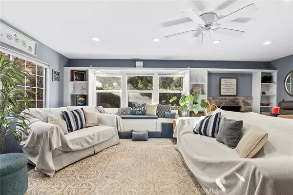 Simi Valley, CA 93065,1369 Friant Avenue