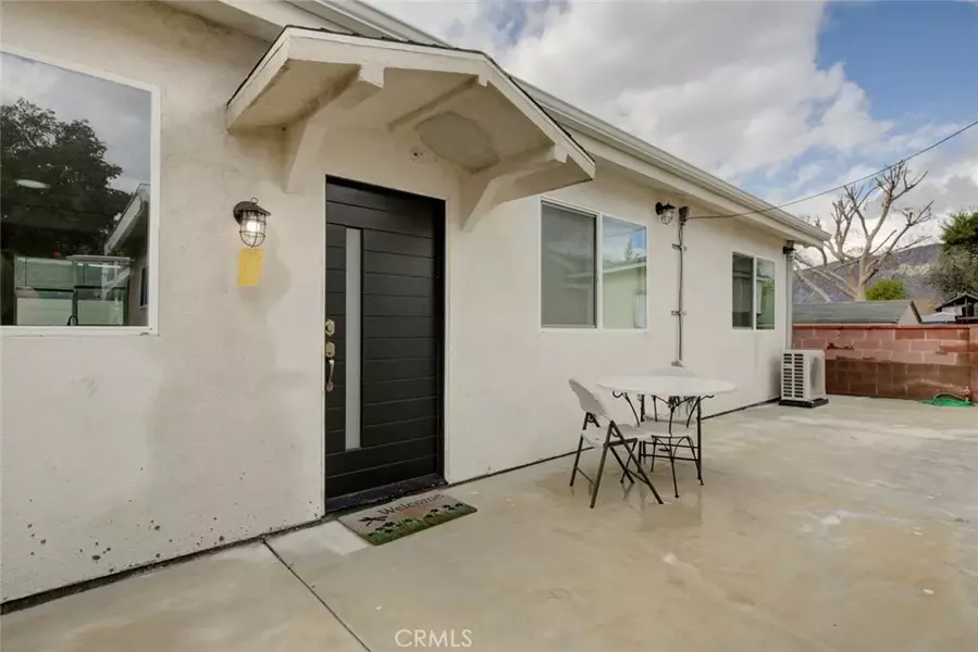 10343 Jardine Avenue, Sunland, CA 91040