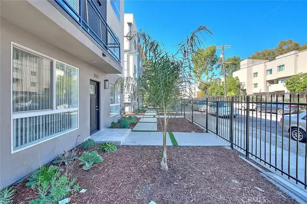 North Hollywood, CA 91606,11726 Hamlin Street