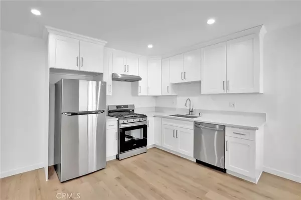 Studio City, CA 91604,13018 Valleyheart Drive #4