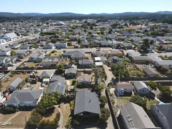 Fort Bragg, CA 95437,372 S Whipple Street