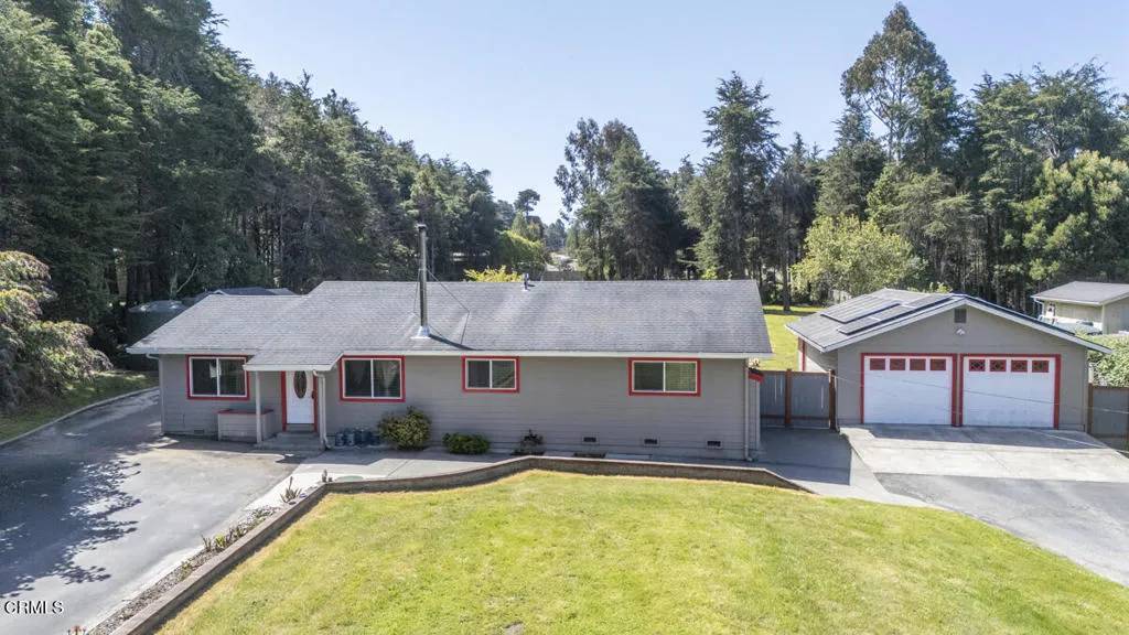 Fort Bragg, CA 95437,31341 Thomas Lane