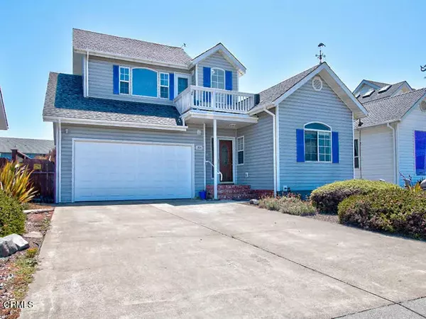 Fort Bragg, CA 95437,924 Glass Beach Drive