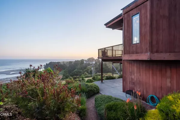 44771 Crestwood Drive, Mendocino, CA 95460