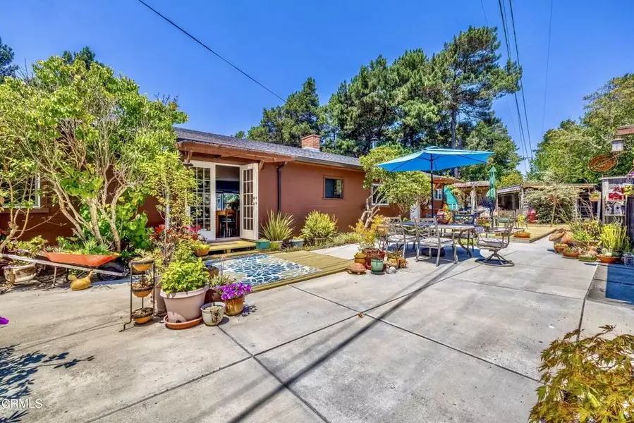 18841 Lahmon Lane, Fort Bragg, CA 95437